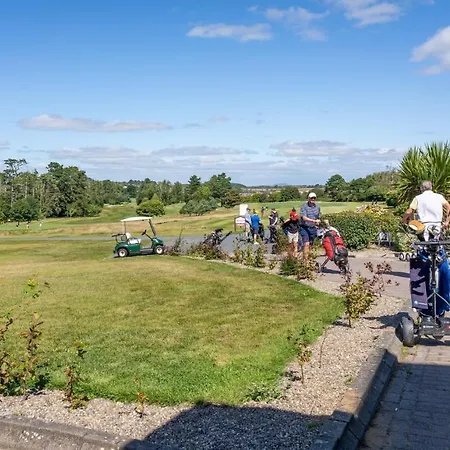 Burrows Lodge, Brownstown Head 4